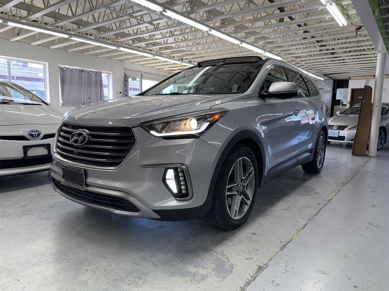 2017 Hyundai SANTA FE SE Ultimate ONE OWNER 23 SERVICE - Photo 1 - Portland, OR 97267