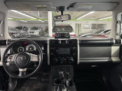 2007 Toyota FJ Cruiser (42 SERVICE RECORD) GREAT CONDITION - Photo 10 - Portland, OR 97267