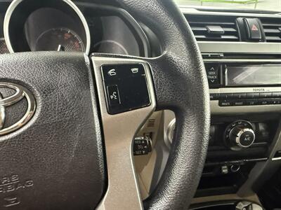 2013 Toyota 4Runner SR5 LIFTED GREAT CONDITION   - Photo 13 - Portland, OR 97267