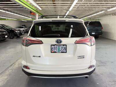 2017 Toyota RAV4 Hybrid Limited LOW MILE 60K ONE OWNER - Photo 5 - Portland, OR 97267