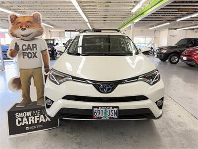 2017 Toyota RAV4 Hybrid Limited LOW MILE 60K ONE OWNER - Photo 2 - Portland, OR 97267