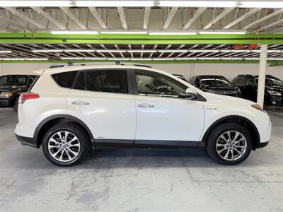 2017 Toyota RAV4 Hybrid Limited LOW MILE 60K ONE OWNER - Photo 9 - Portland, OR 97267