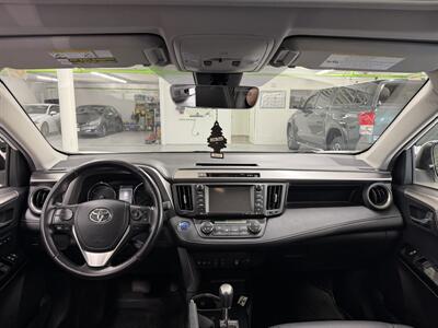 2017 Toyota RAV4 Hybrid Limited LOW MILE 60K ONE OWNER - Photo 10 - Portland, OR 97267