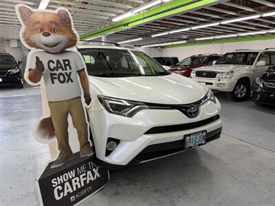 2017 Toyota RAV4 Hybrid Limited LOW MILE 60K ONE OWNER - Photo 3 - Portland, OR 97267