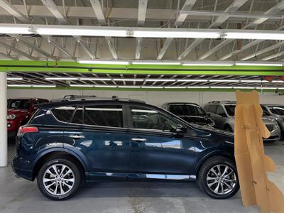 2017 Toyota RAV4 Platinum (ONE OWNER) LOW MILES 85K - Photo 8 - Portland, OR 97267