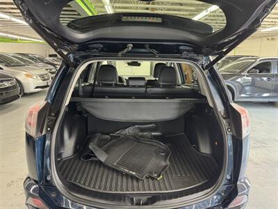 2017 Toyota RAV4 Platinum (ONE OWNER) LOW MILES 85K - Photo 7 - Portland, OR 97267