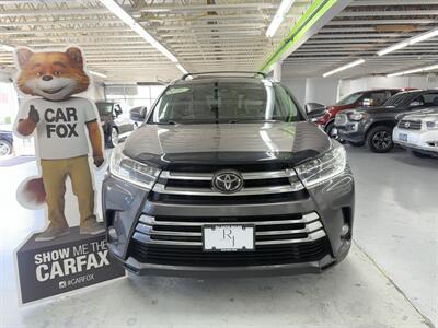 2018 Toyota Highlander Limited NO ACCIDENT 18 SERVICE RECORDS   - Photo 7 - Portland, OR 97267