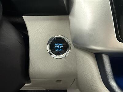 2018 Toyota Highlander Limited NO ACCIDENT 18 SERVICE RECORDS   - Photo 21 - Portland, OR 97267