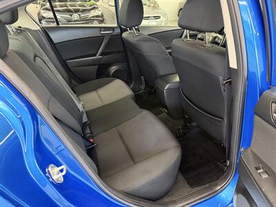 2012 Mazda Mazda3 i Touring LOW MILE 77K MANUAL   - Photo 14 - Portland, OR 97267