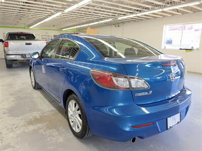 2012 Mazda Mazda3 i Touring LOW MILE 77K MANUAL   - Photo 4 - Portland, OR 97267