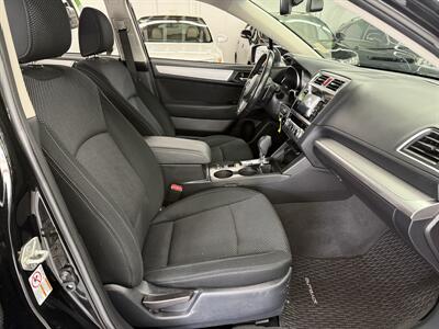 2017 Subaru Outback 2.5i Premium 2 OWNER   - Photo 14 - Portland, OR 97267