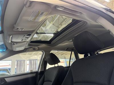 2017 Subaru Outback 2.5i Premium (LOW MILES) GREAT DEAL - Photo 16 - Portland, OR 97267
