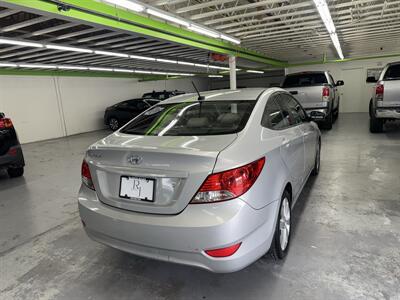 2013 Hyundai ACCENT GLS ONE OWNER/ LOW MILES (53k)   - Photo 7 - Portland, OR 97267