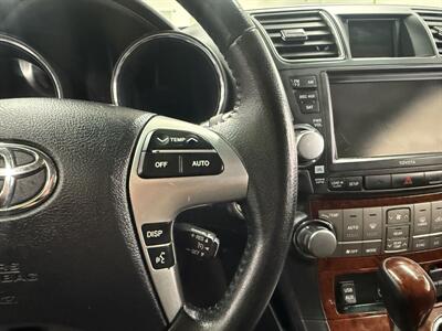2012 Toyota Highlander Hybrid Limited 23 SERVICE   - Photo 24 - Portland, OR 97267