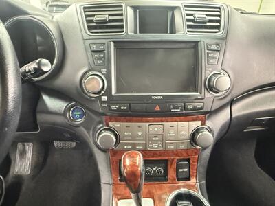 2012 Toyota Highlander Hybrid Limited 23 SERVICE   - Photo 23 - Portland, OR 97267
