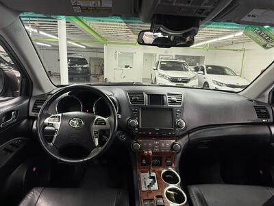 2012 Toyota Highlander Hybrid Limited 23 SERVICE   - Photo 10 - Portland, OR 97267