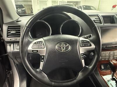 2012 Toyota Highlander Hybrid Limited 23 SERVICE   - Photo 15 - Portland, OR 97267