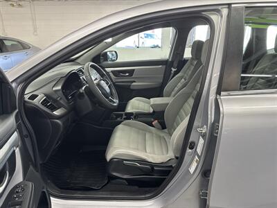2018 Honda CR-V LX 2 OWNERS (LOW MILES 103K)   - Photo 12 - Portland, OR 97267