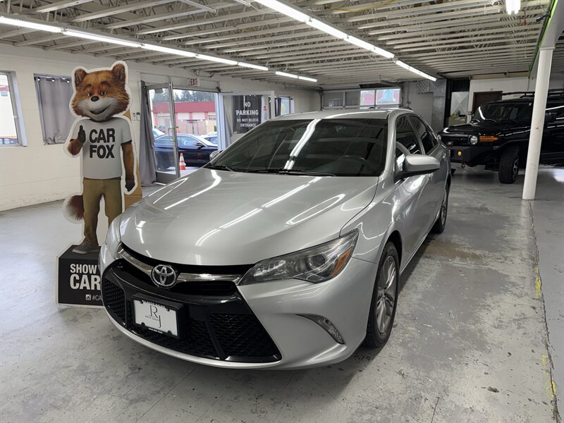 2016 Toyota Camry SE (20 SERVICE RECORDS)   - Photo 1 - Portland, OR 97267