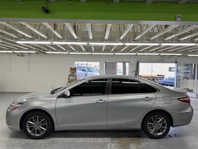 2016 Toyota Camry SE (20 SERVICE RECORDS) - Photo 8 - Portland, OR 97267