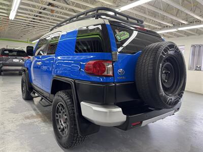 2007 Toyota FJ Cruiser 4dr SUV   - Photo 4 - Portland, OR 97267