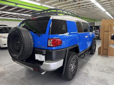 2007 Toyota FJ Cruiser 4dr SUV   - Photo 6 - Portland, OR 97267