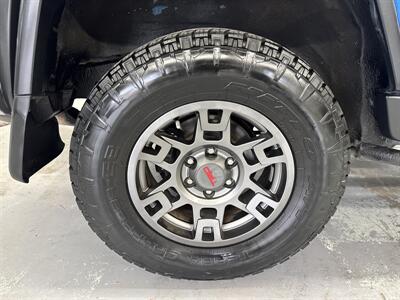 2007 Toyota FJ Cruiser 4dr SUV   - Photo 16 - Portland, OR 97267