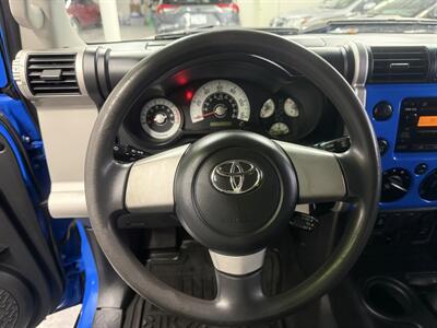 2007 Toyota FJ Cruiser 4dr SUV   - Photo 11 - Portland, OR 97267