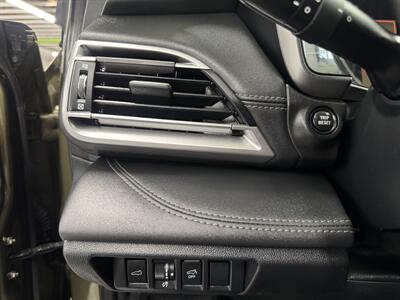 2020 Subaru Outback Limited XT 2OWNER LOW MILE 57K   - Photo 16 - Portland, OR 97267
