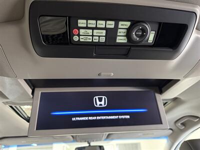 2012 Honda Odyssey Touring ONE OWNER  LOW MILE 73K   - Photo 12 - Portland, OR 97267
