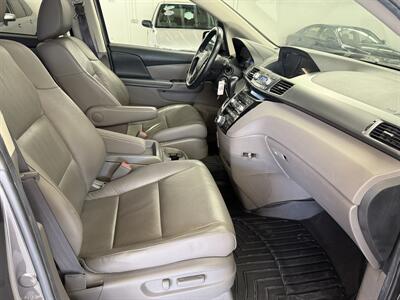 2012 Honda Odyssey Touring ONE OWNER  LOW MILE 73K   - Photo 23 - Portland, OR 97267