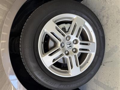 2012 Honda Odyssey Touring ONE OWNER  LOW MILE 73K   - Photo 22 - Portland, OR 97267