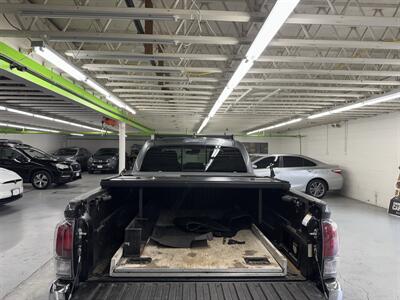 2021 Toyota Tacoma TRD Off-Road (1 OWNER) LONG BED LOW MILES 47K   - Photo 7 - Portland, OR 97267