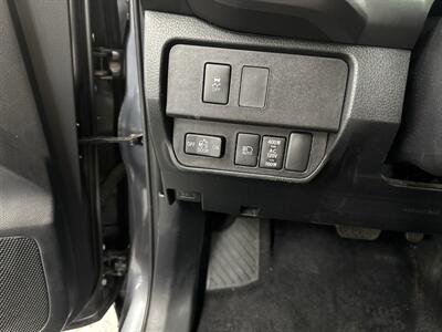 2021 Toyota Tacoma TRD Off-Road (1 OWNER) LONG BED LOW MILES 47K   - Photo 17 - Portland, OR 97267