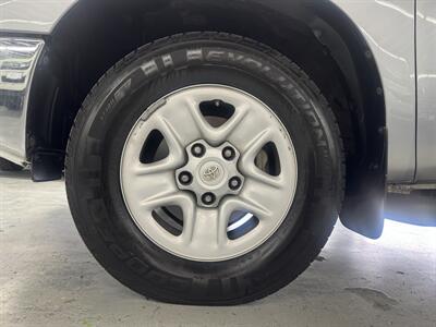 2011 Toyota Tundra Grade ONE OWNER LOW MILE 112K   - Photo 19 - Portland, OR 97267