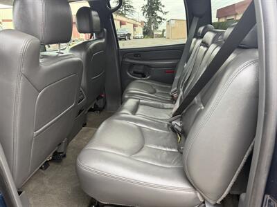 2005 Chevrolet Silverado 3500 Work Truck 4dr Crew Cab ONE OWNER   - Photo 11 - Portland, OR 97267