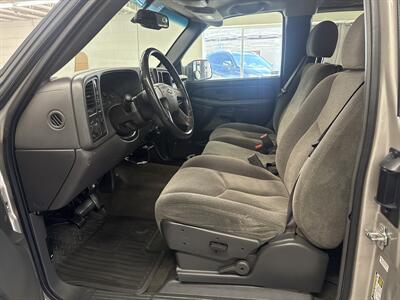 2005 Chevrolet Silverado 2500 LS LONG BED 4dr LOW MILE 109K   - Photo 9 - Portland, OR 97267