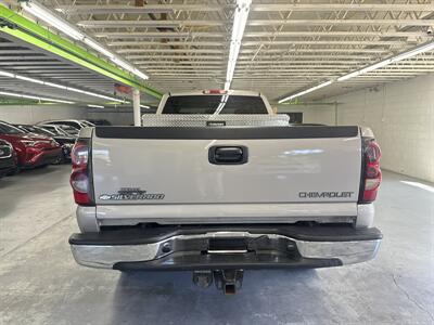 2005 Chevrolet Silverado 2500 LS LONG BED 4dr LOW MILE 109K   - Photo 6 - Portland, OR 97267