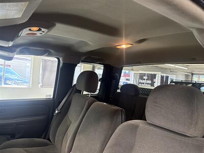2005 Chevrolet Silverado 2500 LS LONG BED 4dr LOW MILE 109K   - Photo 16 - Portland, OR 97267