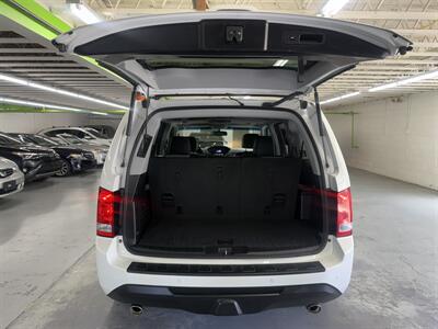 2012 Honda Pilot Touring/ TWO OWNERS/ LOW MILES 72K   - Photo 9 - Portland, OR 97267