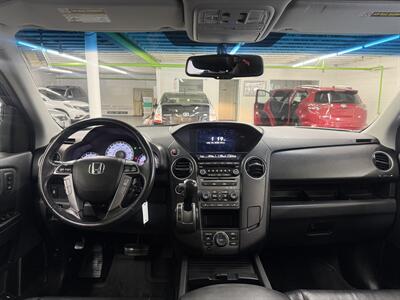 2012 Honda Pilot Touring/ TWO OWNERS/ LOW MILES 72K   - Photo 10 - Portland, OR 97267