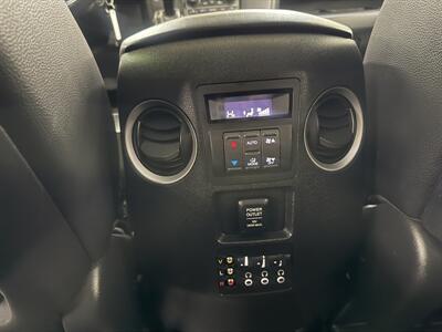 2012 Honda Pilot Touring/ TWO OWNERS/ LOW MILES 72K   - Photo 23 - Portland, OR 97267