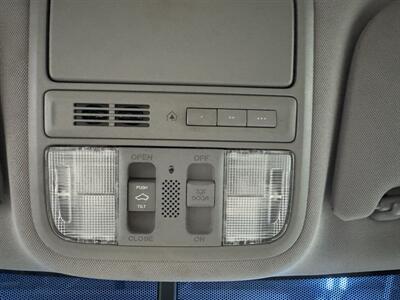 2012 Honda Odyssey Touring Elite - Photo 17 - Portland, OR 97267