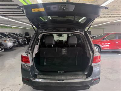 2011 Toyota Highlander SE LOW MILE 103K - Photo 9 - Portland, OR 97267