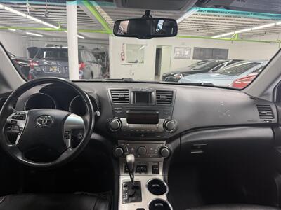 2011 Toyota Highlander SE LOW MILE 103K - Photo 10 - Portland, OR 97267