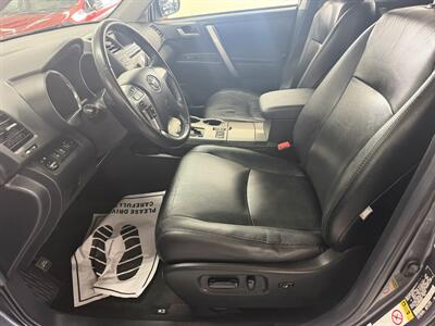 2011 Toyota Highlander SE LOW MILE 103K - Photo 12 - Portland, OR 97267