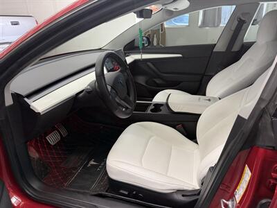 2022 Tesla Model 3 Performance   - Photo 10 - Portland, OR 97267