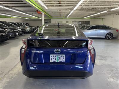 2017 Toyota Prius Two ONE OWNER 25 LOW MILE 76K - Photo 4 - Portland, OR 97267