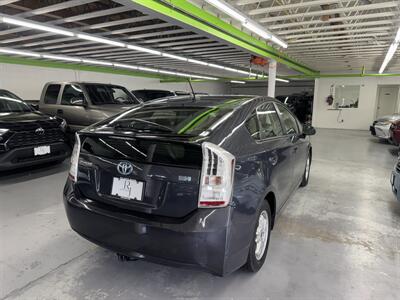2010 Toyota Prius IV 2 OWNER 35 SERVICE RECORDS - Photo 4 - Portland, OR 97267