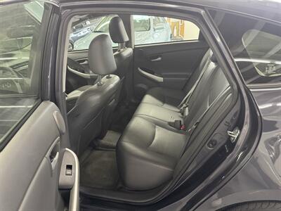 2010 Toyota Prius IV 2 OWNER 35 SERVICE RECORDS - Photo 12 - Portland, OR 97267